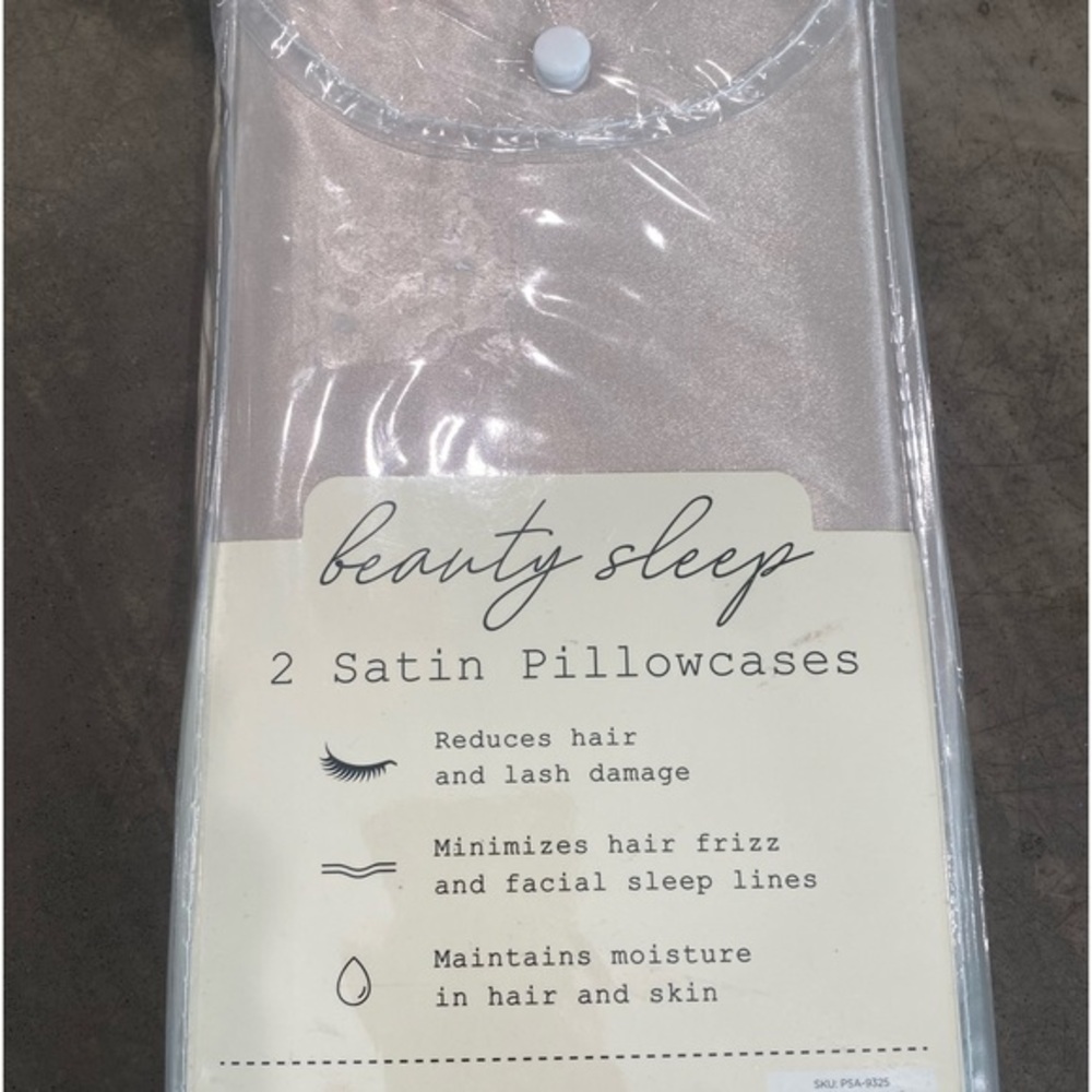 BEAUTY SLEEP ✨2 satin pillowcases✨pretty color BRAND NEW - standard size